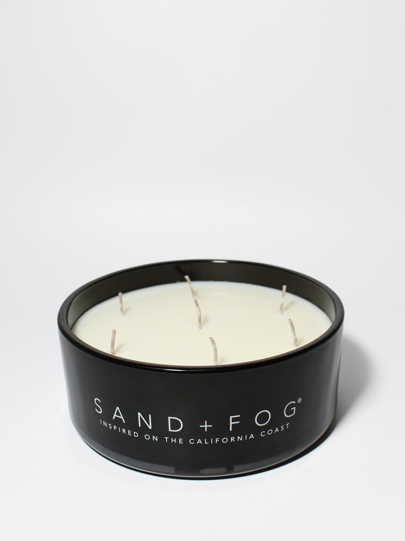 Teakwood 34 oz scented candle